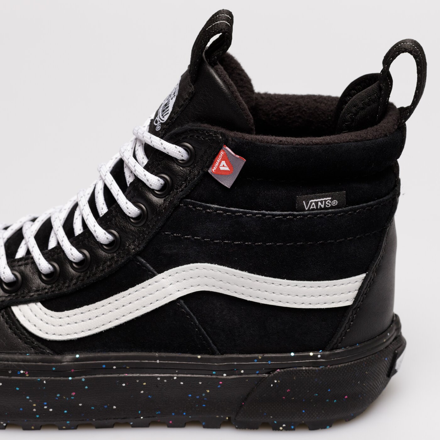 Дамски маратонки VANS UA SK8-HI MTE-2 vn0a5hzzunm1 цвят черен