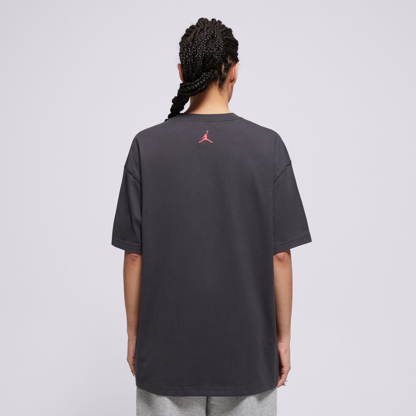 Дамска тениска JORDAN ТЕНИСКА W J SS OS GFX TEE MIXTAPE hj0190-045 цвят черен