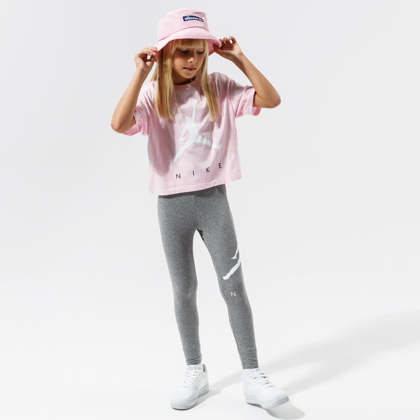 Детски панталони JORDAN КЛИН JUMPMAN BY NIKE LEGGING GIRL 45a762-geh цвят сив