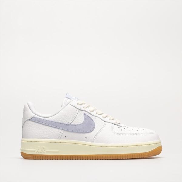 Дамски маратонки NIKE WMNS AIR FORCE 1 '07  fd9867-100 цвят бял