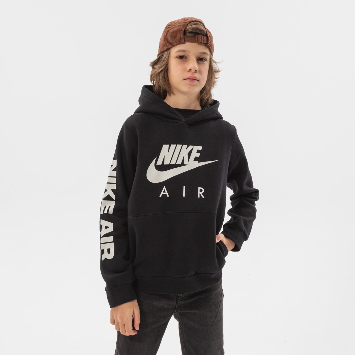 Детски суичър NIKE СУИТЧЪР С КАЧУЛКА B NSW NIKE AIR PO HOODIE BOY dm8109-010 цвят черен