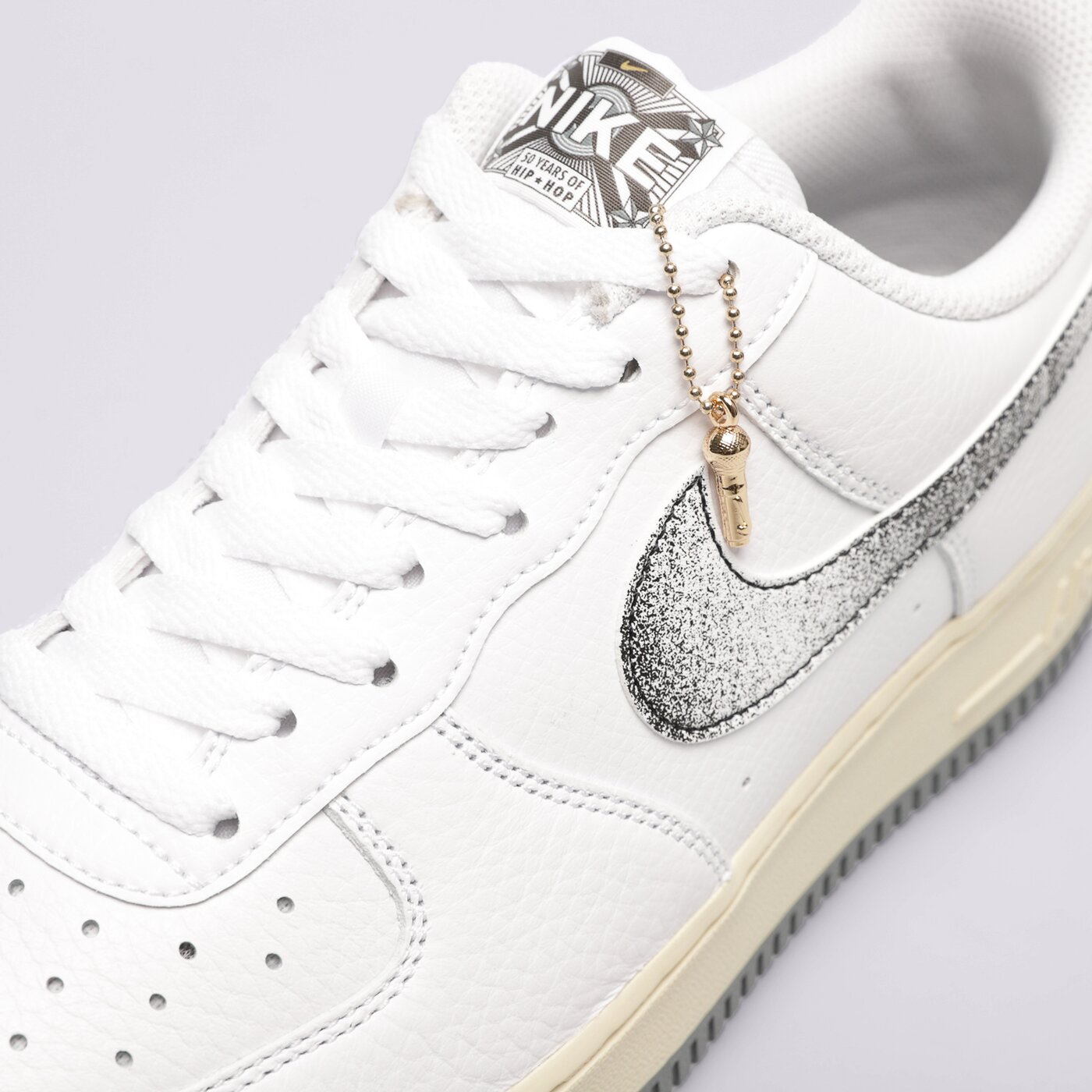 Мъжки маратонки NIKE AIR FORCE 1 '07 LX dv7183-100 цвят бял