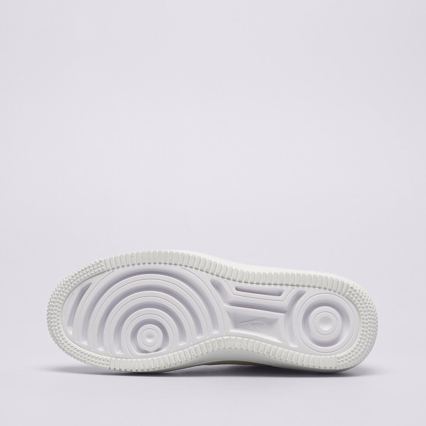 Дамски маратонки NIKE W AF1 PLT.AF.ORM  dj9946-107 цвят бежов