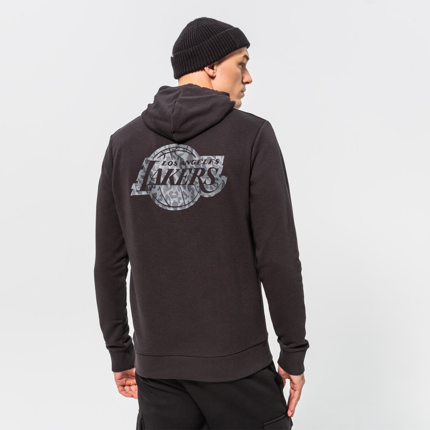 Мъжки суичър NEW ERA СУИТЧЪР С КАЧУЛКА SEAS INFILL LAKERS LOS ANGELES LAK 12893088 цвят черен