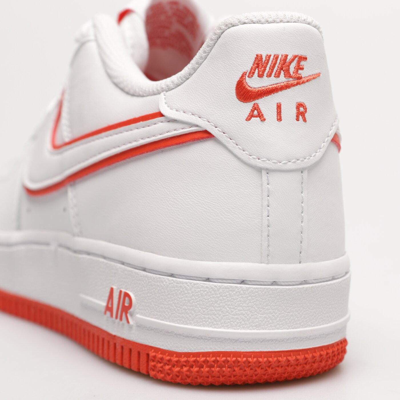 Детски маратонки NIKE AIR FORCE 1 dv7762-101 цвят бял
