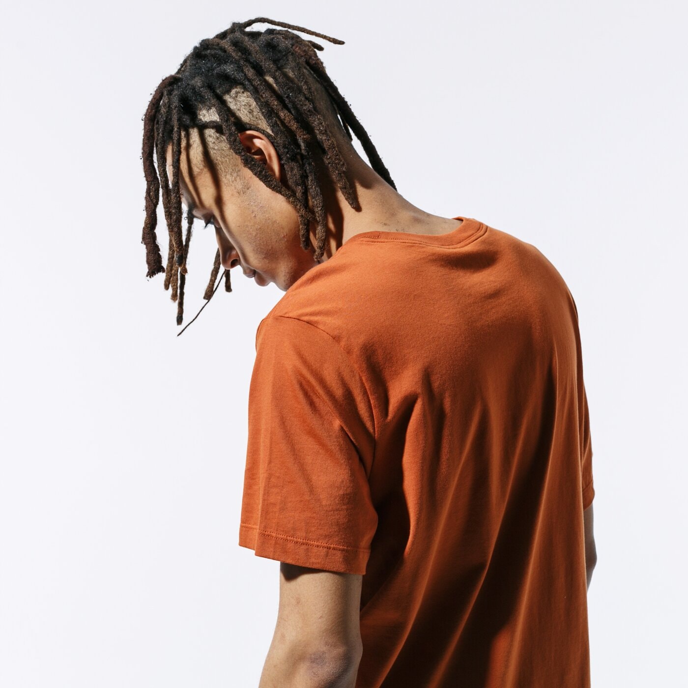 Мъжка тениска JORDAN ТЕНИСКА M J JM CLASSICS SS CREW bv5905-246 цвят оранжев