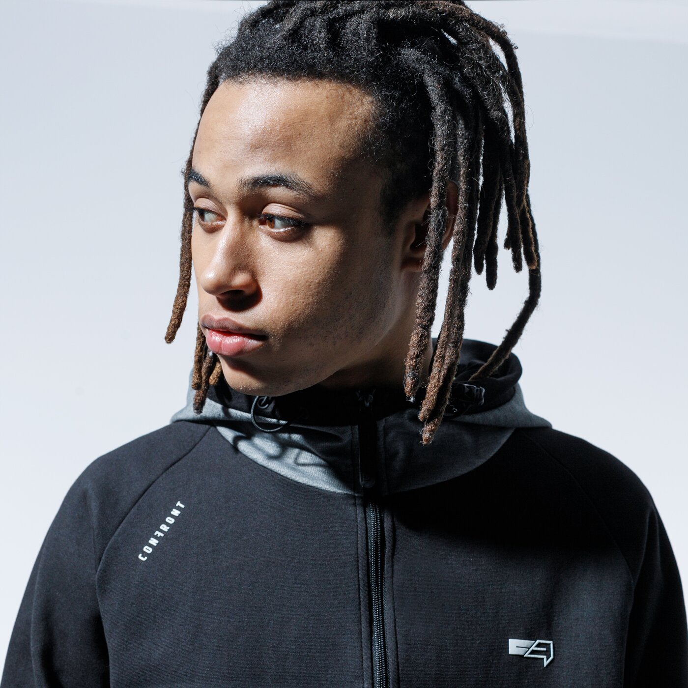 Мъжки суичър CONFRONT СУИТЧЪР СЪС ЗАКОПЧАВАНЕ   С КАЧУЛКА MONTEREY cf120blm65002 цвят черен