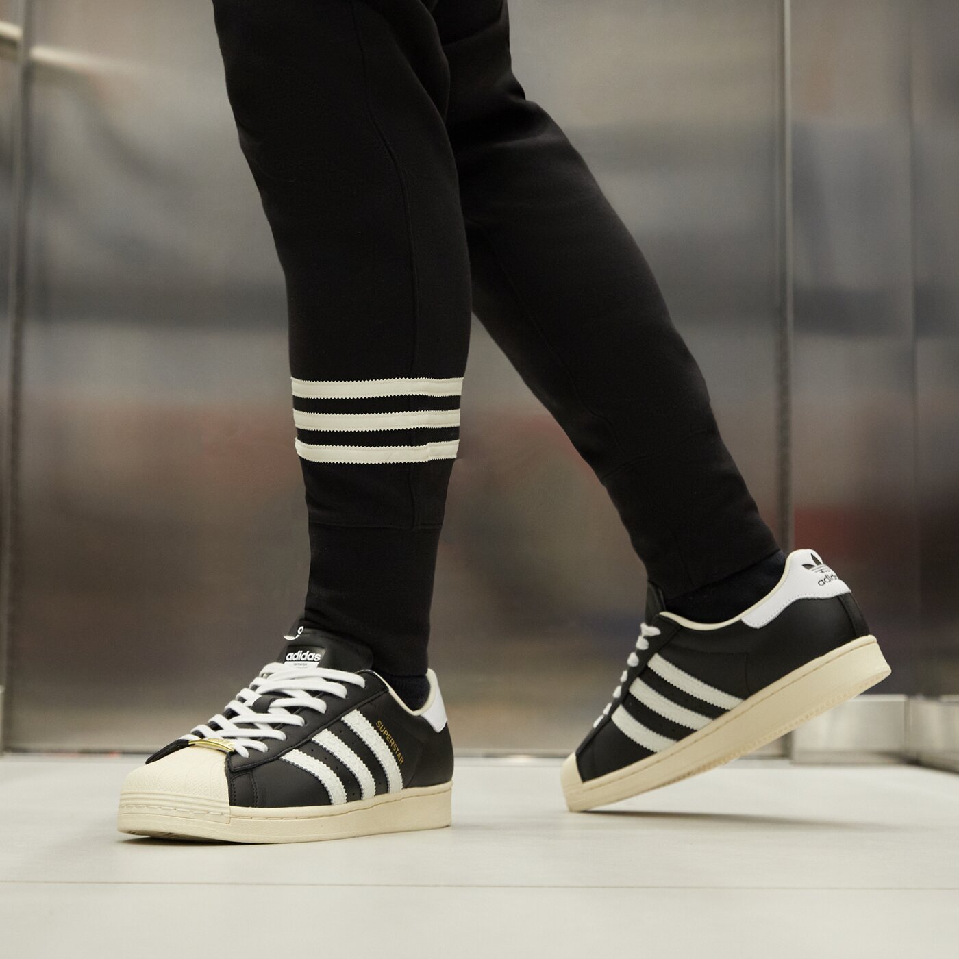 Мъжки маратонки ADIDAS SUPERSTAR  id4676 цвят черен