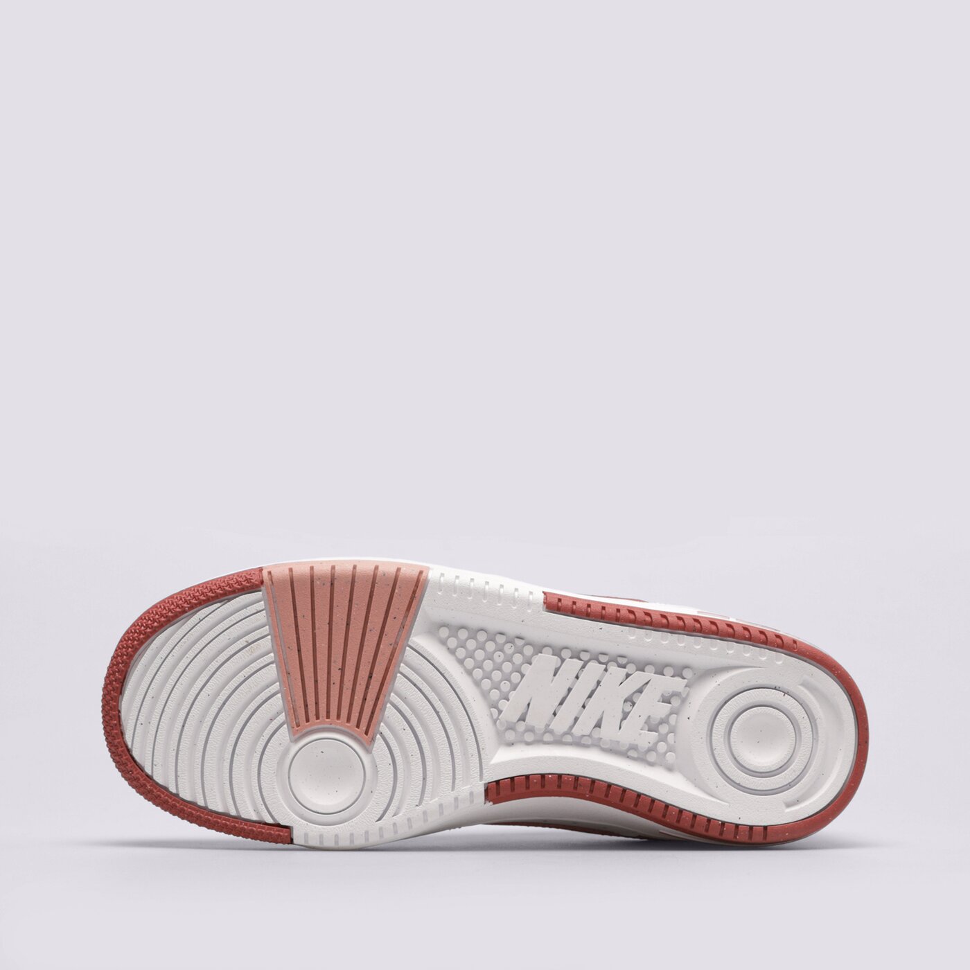 Дамски маратонки NIKE GAMMA FORCE fq8877-100 цвят бял