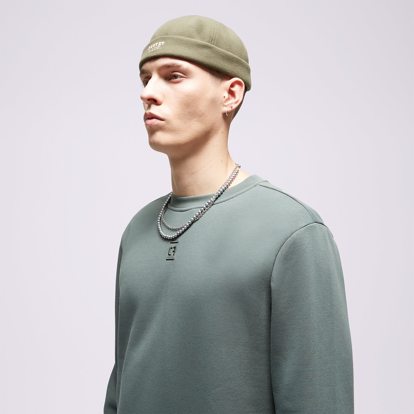 Мъжки суичър CONFRONT СУИТЧЪР ESSENTIAL CREW GREEN cf323blm11001 цвят зелен