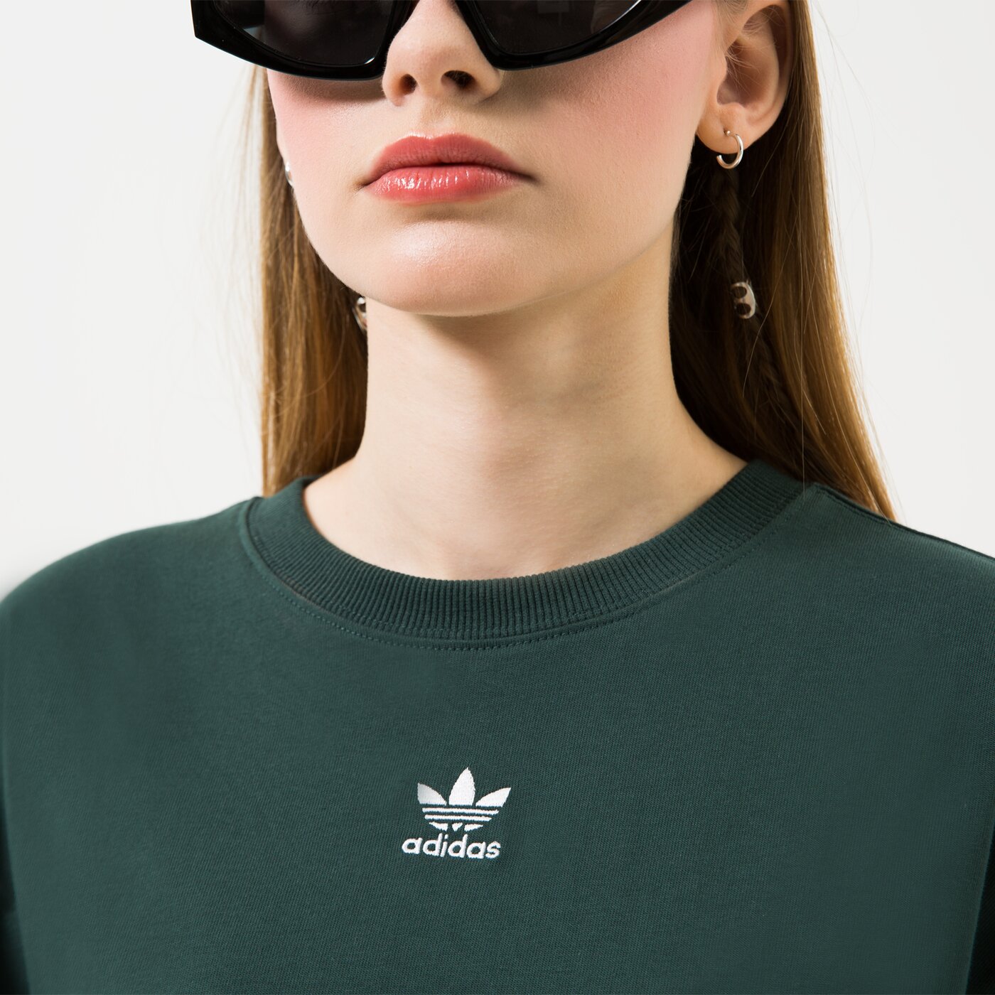 Adidas ТЕНИСКА Tee Hs6778 Дамски Цвят зелен Модни Тениски Дрехи Adidas