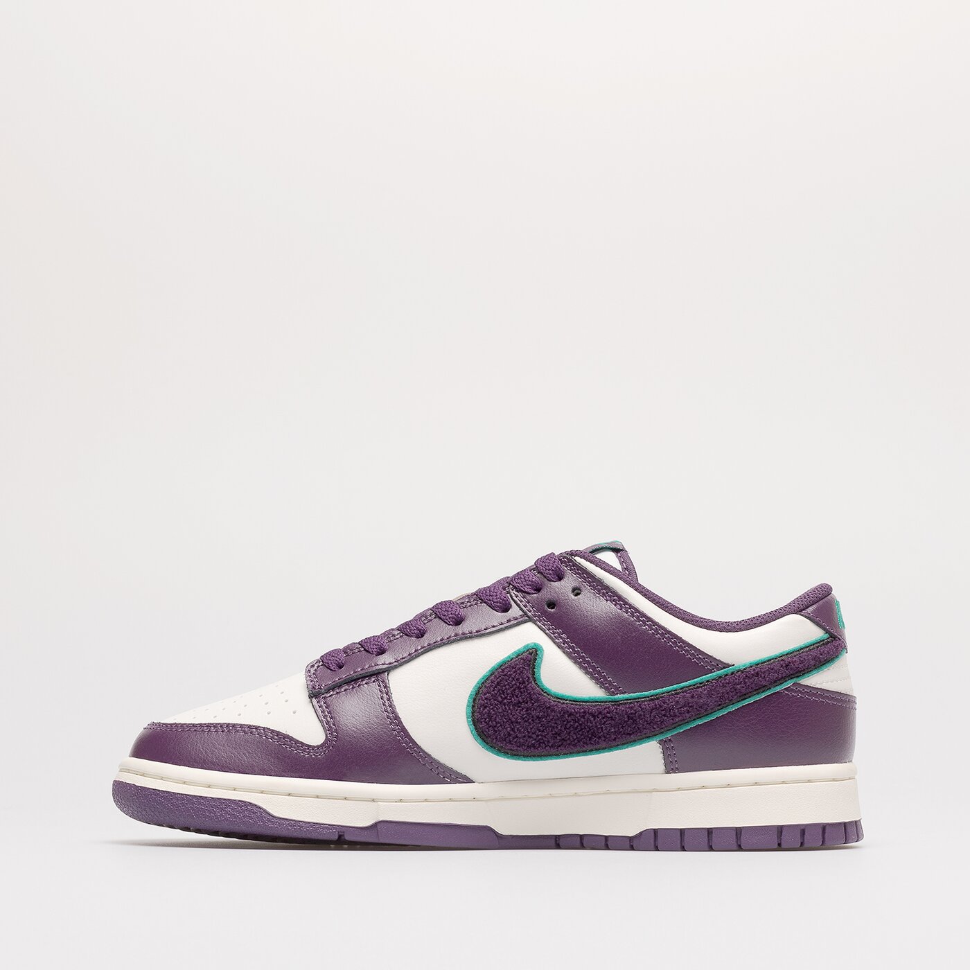 Мъжки маратонки NIKE DUNK LOW RETRO dq7683-100 цвят виолетов