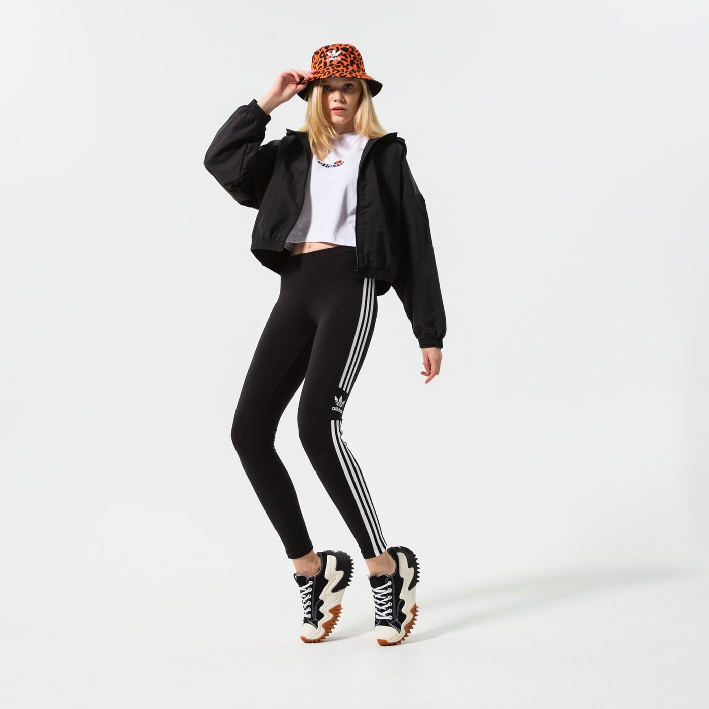 Дамски панталони ADIDAS КЛИН TREFOIL TIGHT dv2636 цвят черен