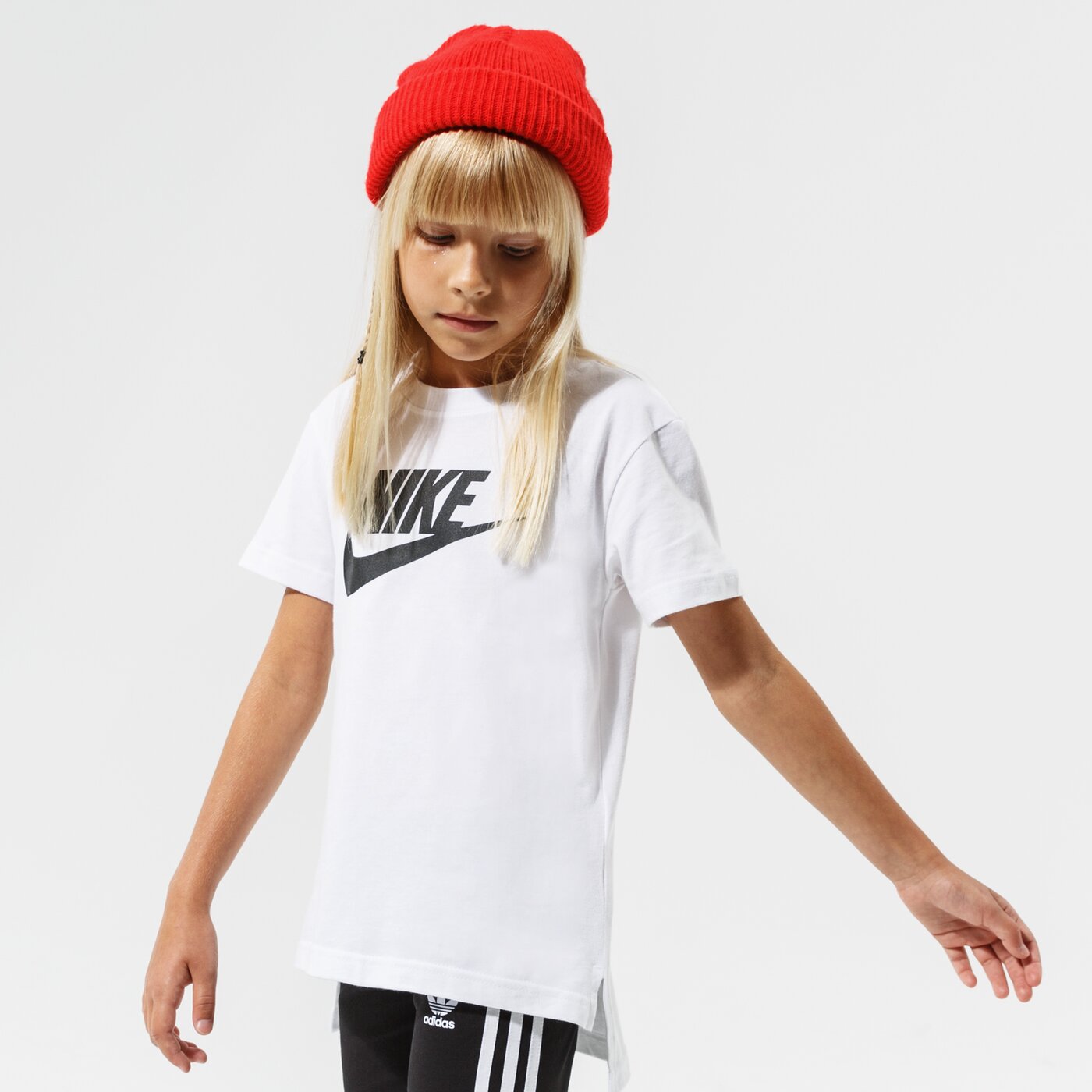 Детска тениска NIKE ТЕНИСКА SPORTSWEAR GIRL ar5088-112 цвят бял