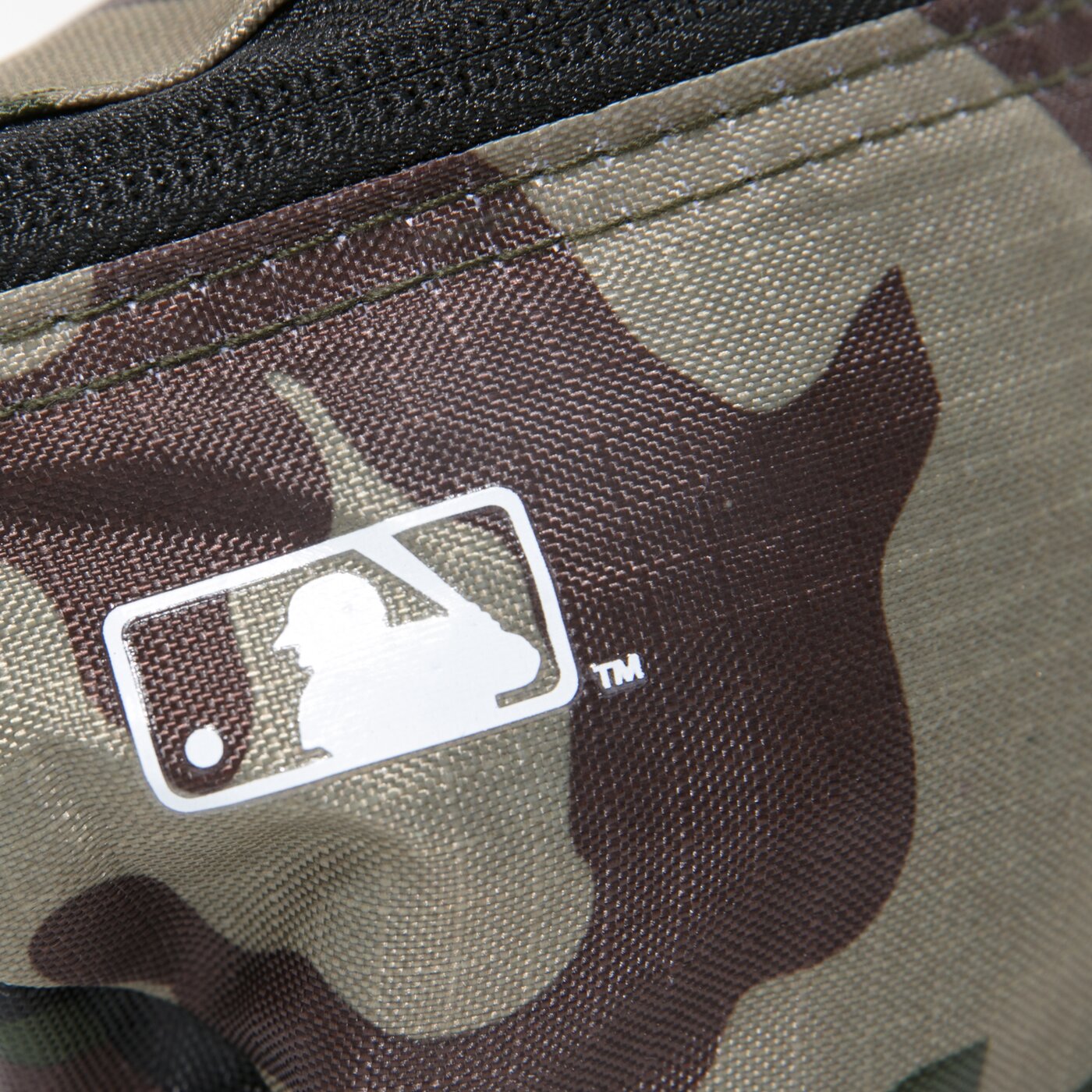 Дамска чанта за кръст NEW ERA ЧАНТА ЗА КРЪСТ MLB MINI WAIST BAG NYY WDC NEW YORK Y 60137352 цвят многоцветен