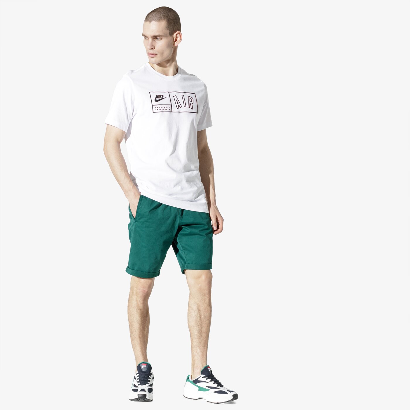 Мъжки къси панталони CONFRONT ШОРТИ CNF BASIC SHORTS cf19szm32003 цвят зелен