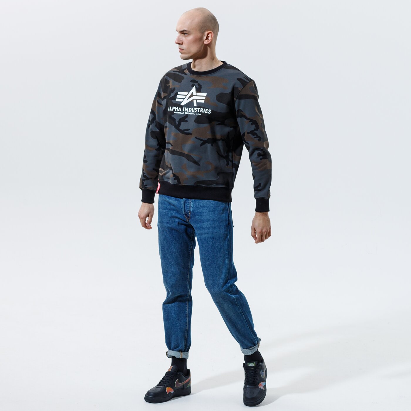 Мъжки суичър ALPHA INDUSTRIES СУИТЧЪР BASIC SWEATER CAMO 178302c-125 цвят каки