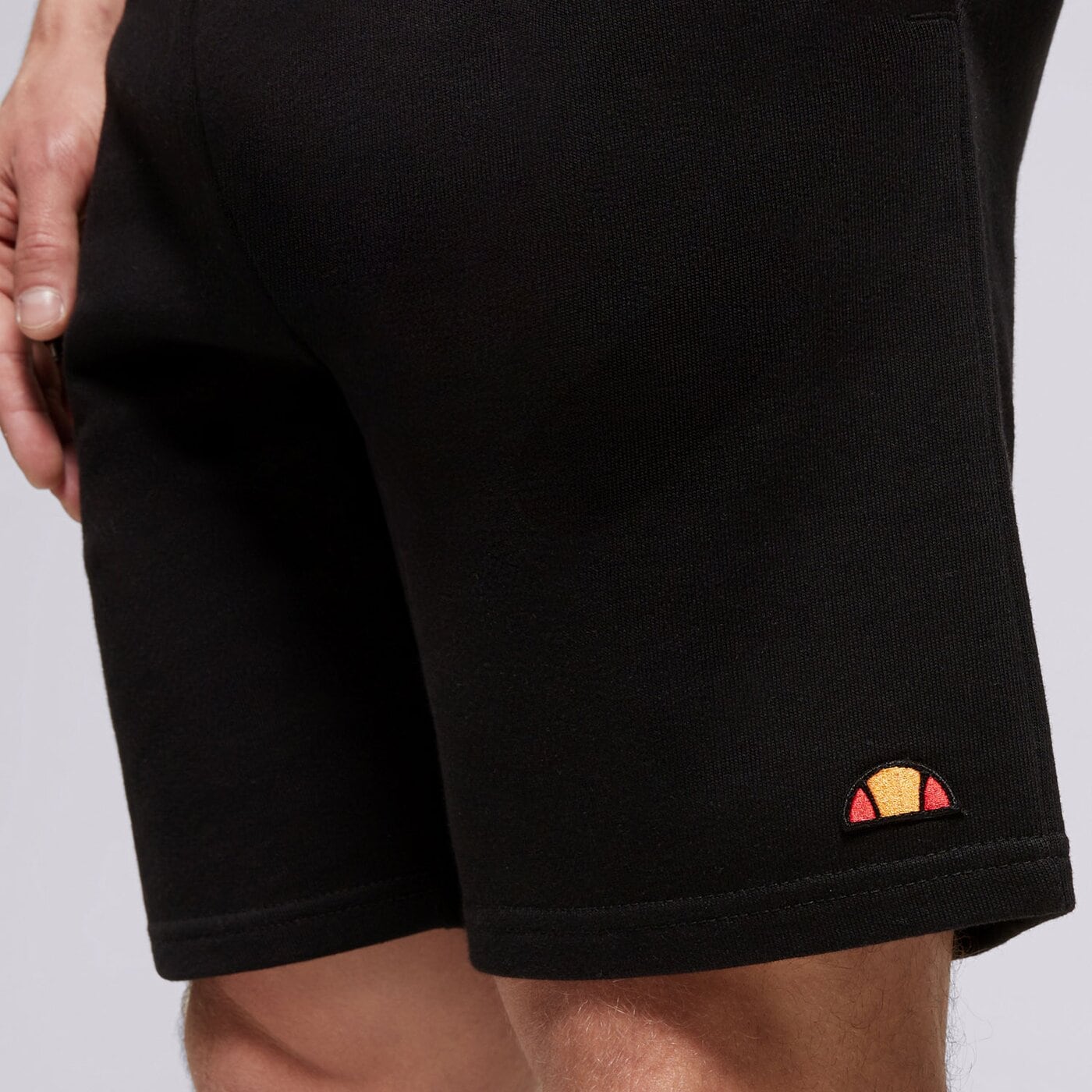 Мъжки къси панталони ELLESSE ШОРТИ RAFFADALI SHORTS BLK smg23452011 цвят черен
