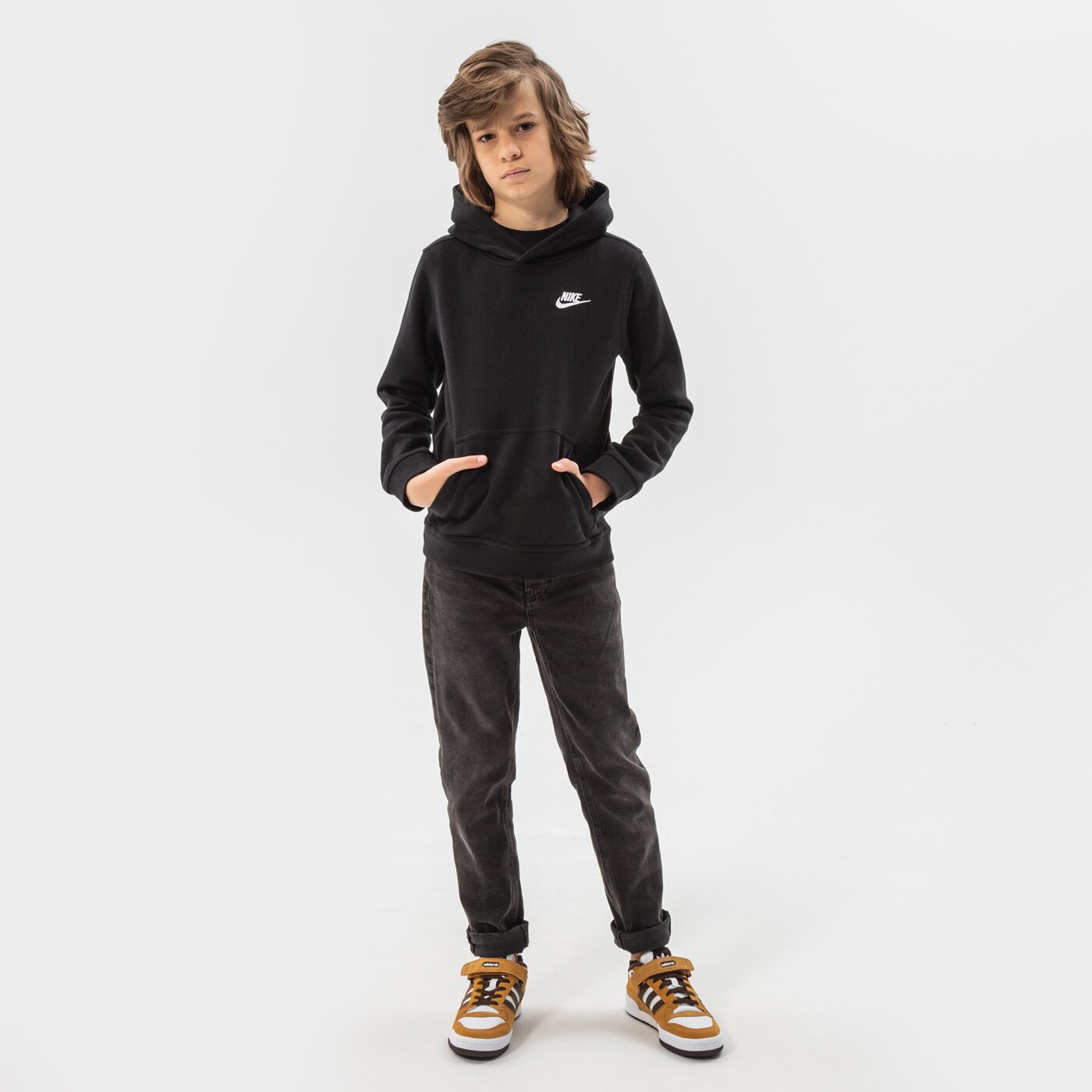 Детски суичър NIKE FRANCHISE OVERHEAD HOODIE JUNIOR BOY bv3757-011 цвят черен