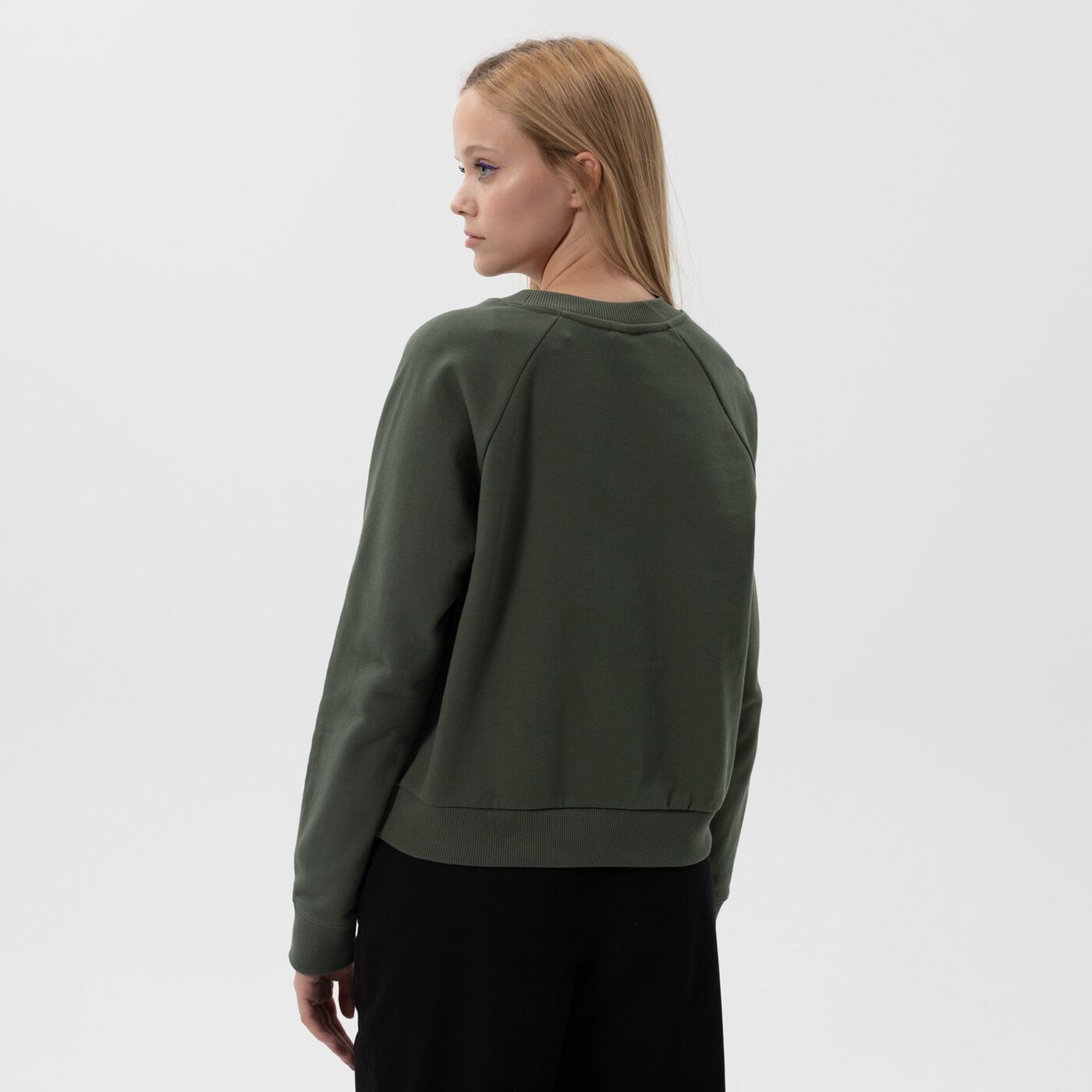 Дамски суичър VANS СУИТЧЪР FLYING V FT BOXY CREW vn0a47th7wj1 цвят зелен