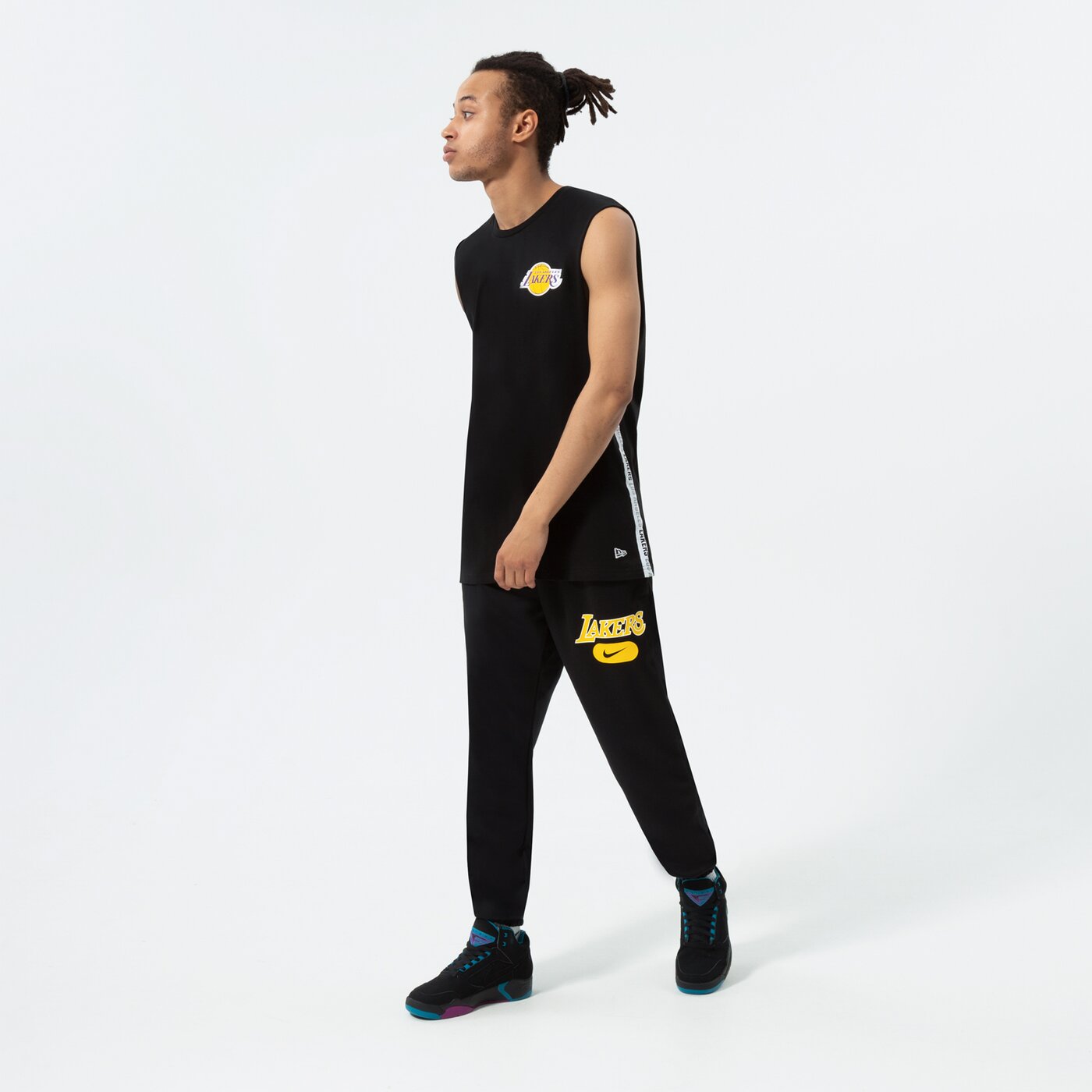 Мъжка тениска NEW ERA ПОТНИК NBA LEFT CHST LOGO LAKERS BLK 13083912 цвят черен