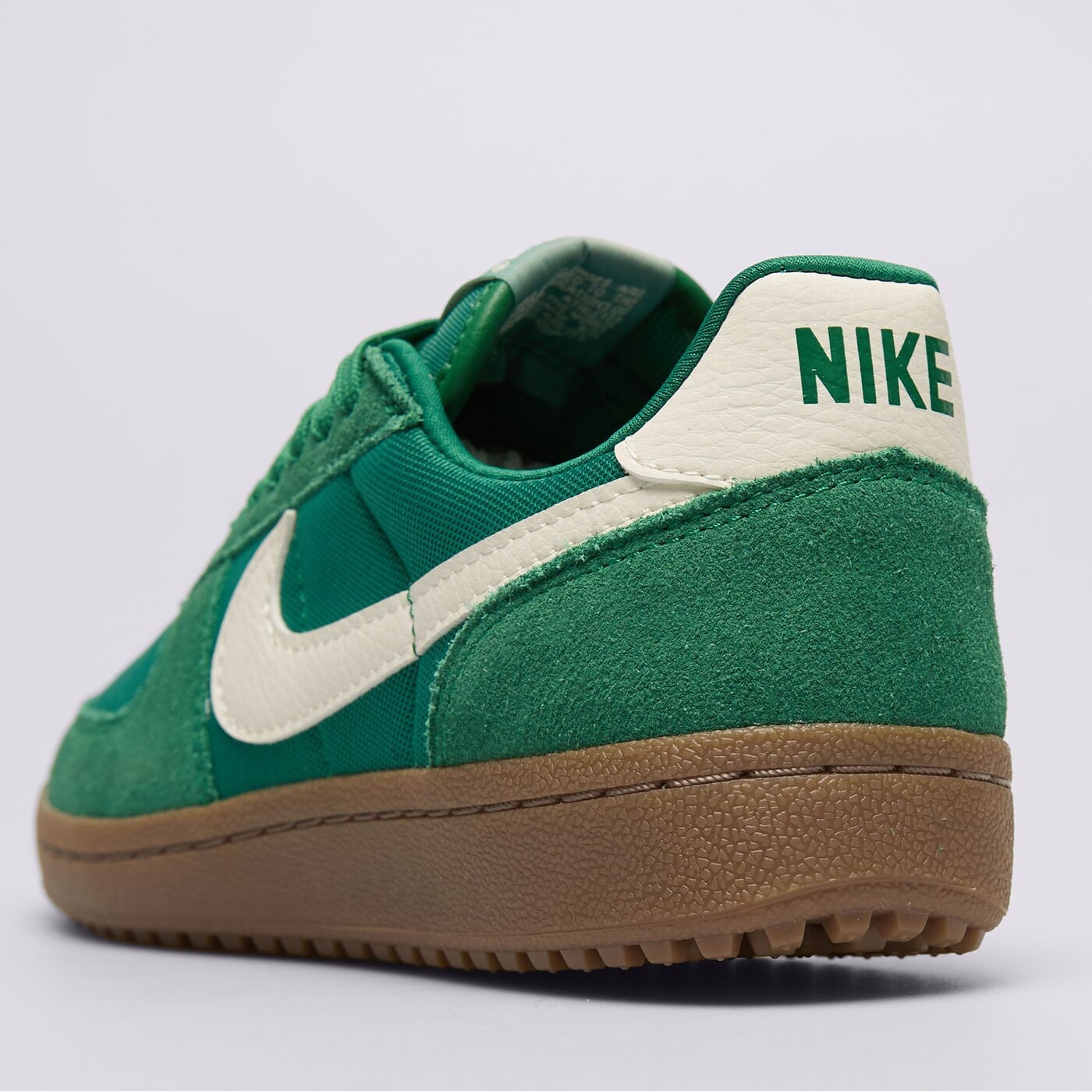 Дамски маратонки NIKE WMNS FIELD GENERAL NSTLG  hj6000-300 цвят зелен