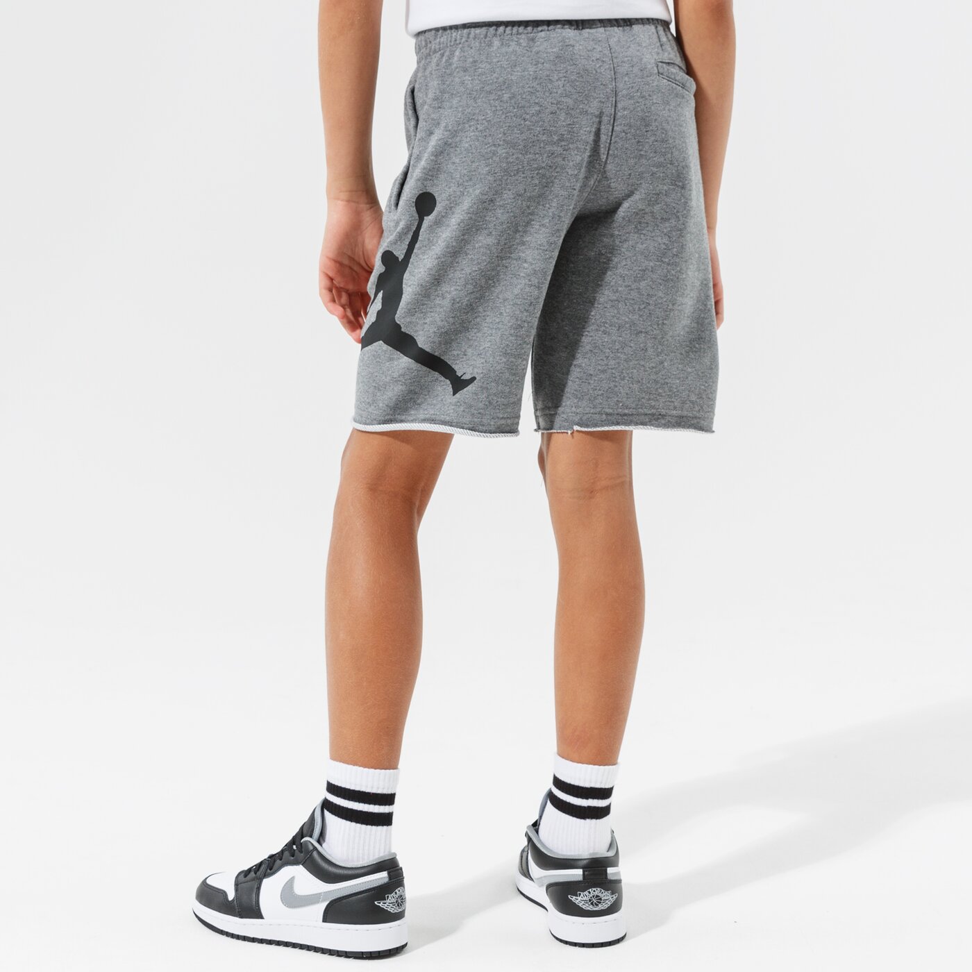 JORDAN ШОРТИ JDB JUMPMAN AIR FLEECE SHORT BOY 956129-geh цвят сив