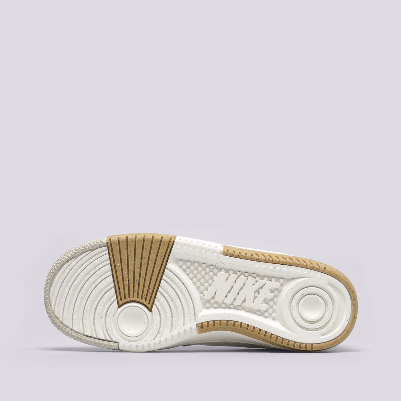 Дамски маратонки NIKE GAMMA FORCE dx9176-103 цвят бежов