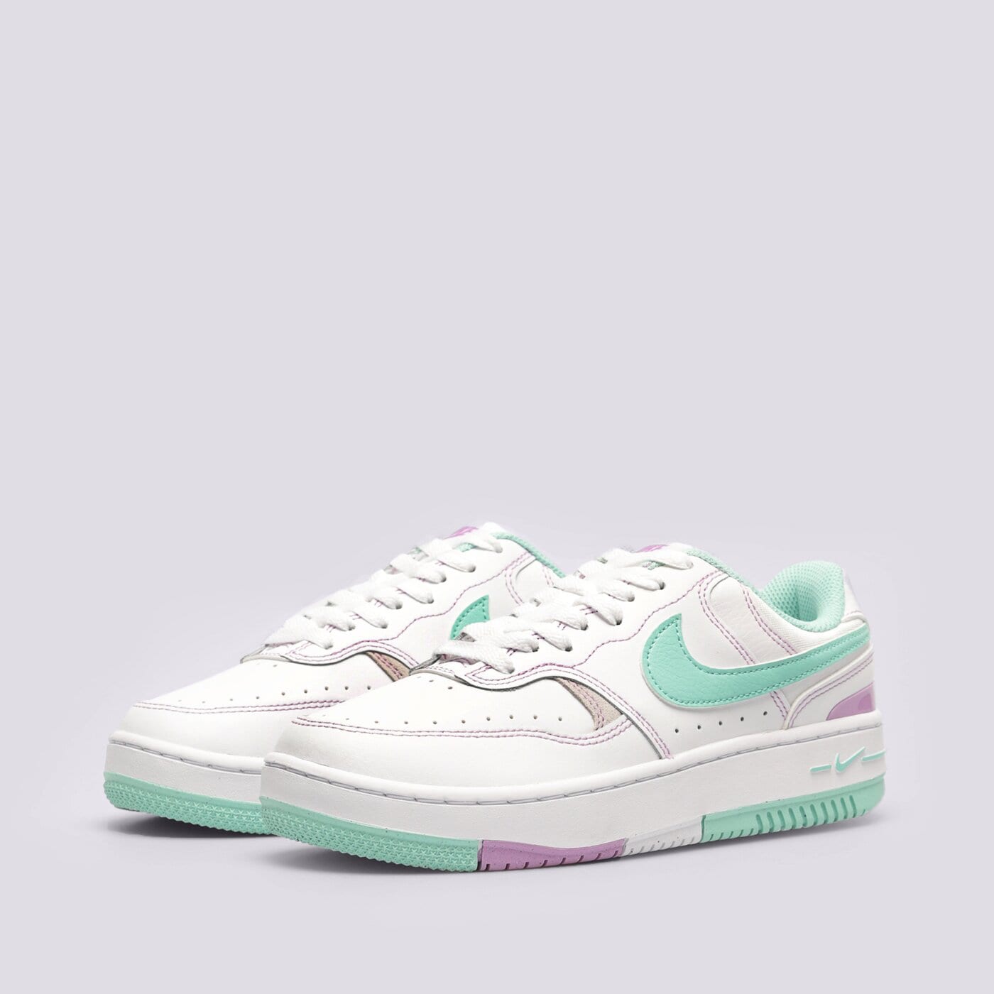 Дамски маратонки NIKE GAMMA FORCE AT fn7109-100 цвят бял