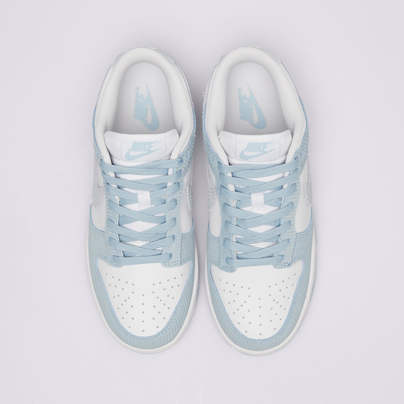 Дамски маратонки NIKE DUNK LOW fn7167-400 цвят бял