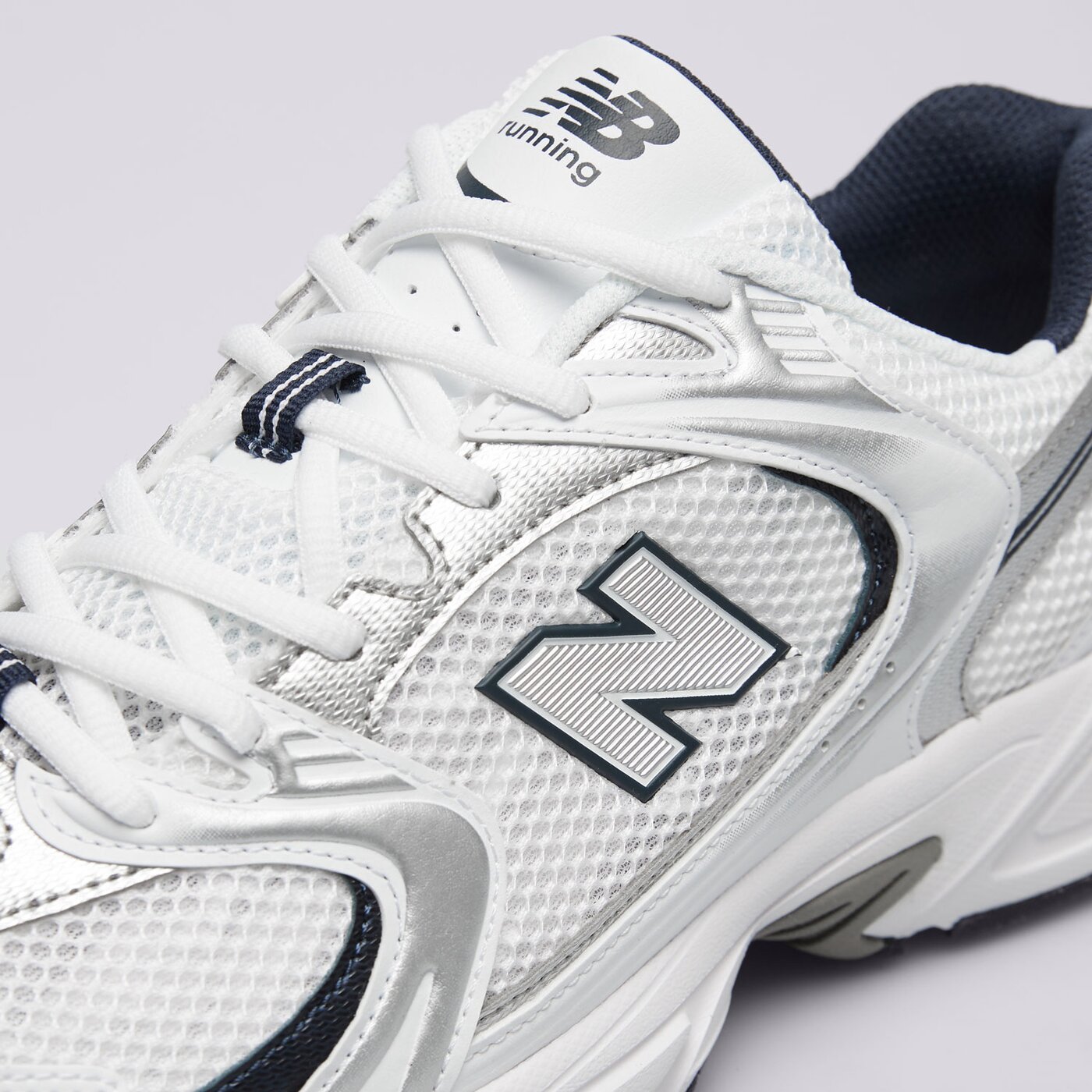 Мъжки маратонки NEW BALANCE 530  mr530sg цвят бял