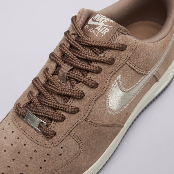 Мъжки маратонки NIKE AIR FORCE 1 '07 LV8 hj4465-200 цвят кафяв