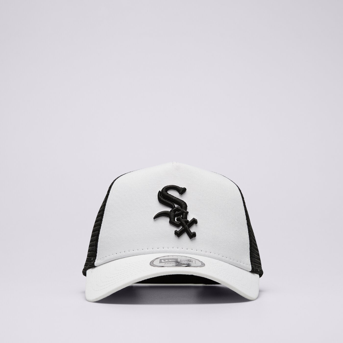Мъжка шапка с козирка NEW ERA ШАПКА LE TRUCKER SOX CHICAGO WHITE SOX 60435244 цвят бял