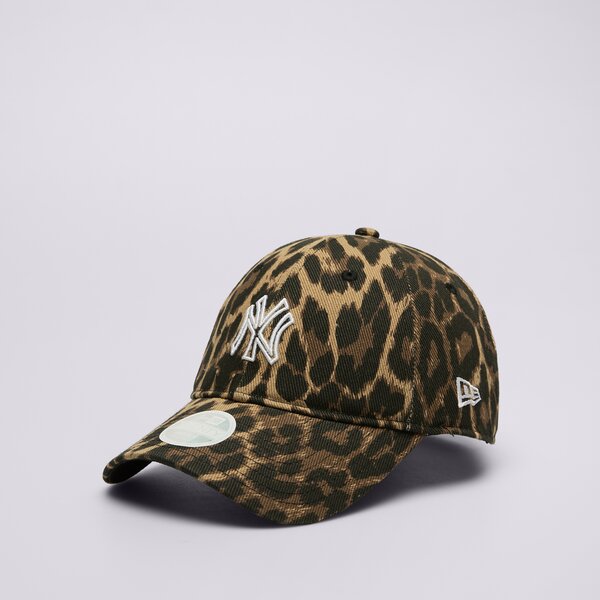 Дамска шапка с козирка NEW ERA ШАПКА WMNS OUTLINE LEOPARD 920 NYY NEW YORK YANKEES 60667497 цвят тъмносин