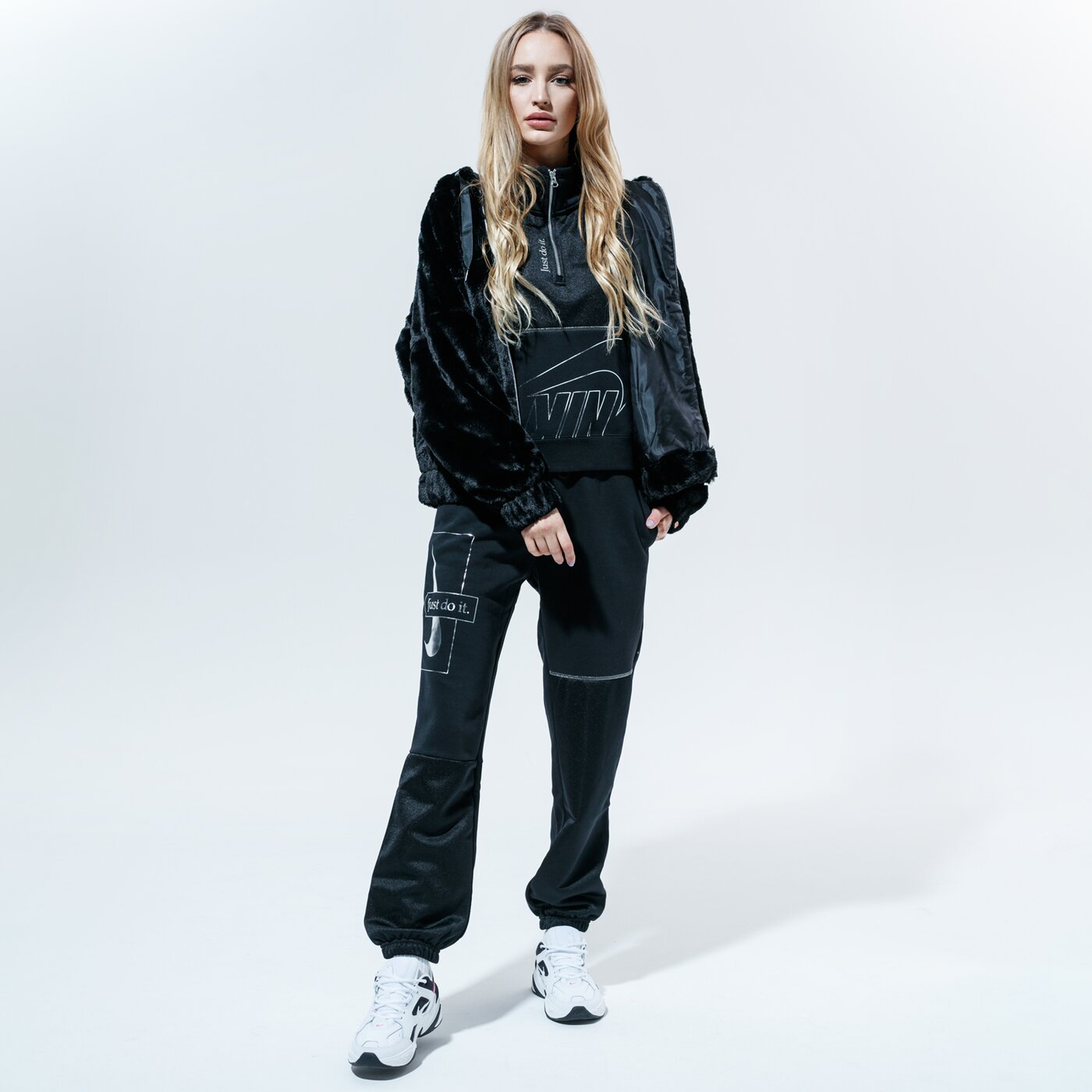 Дамски суичър ELLESSE СУИТЧЪР СЪС ЗАКОПЧАВАНЕ С КАЧУЛКА GIOVANNA sgg03783black цвят черен