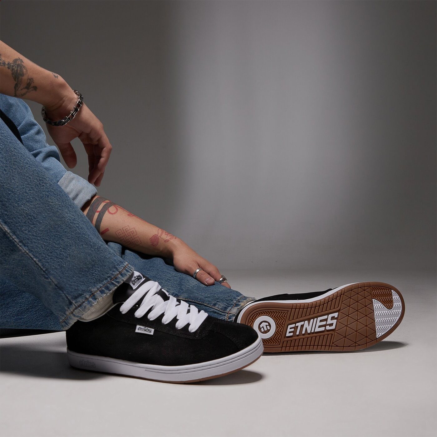 Мъжки маратонки ETNIES SCAM 4101000334976 цвят черен