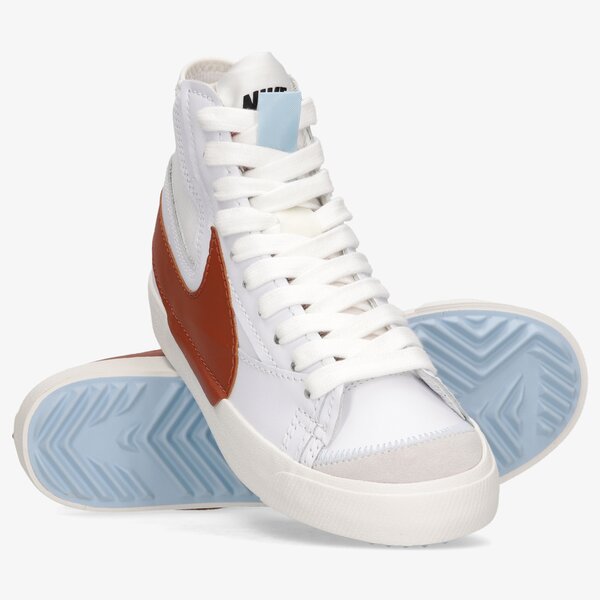 Мъжки маратонки NIKE BLAZER MID '77 JUMBO dd3111-101 цвят бежов