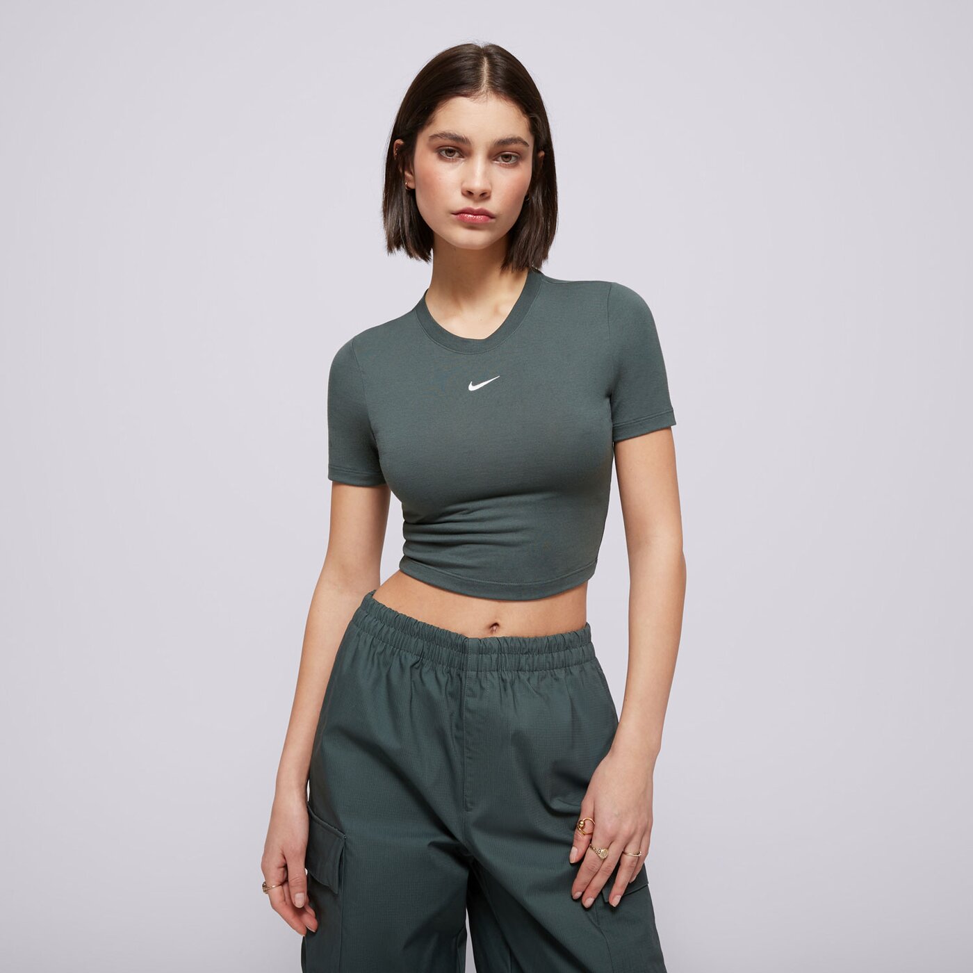 Дамска тениска NIKE ТОП W NSW ESSNTL SLM CRP fb2873-338 цвят зелен