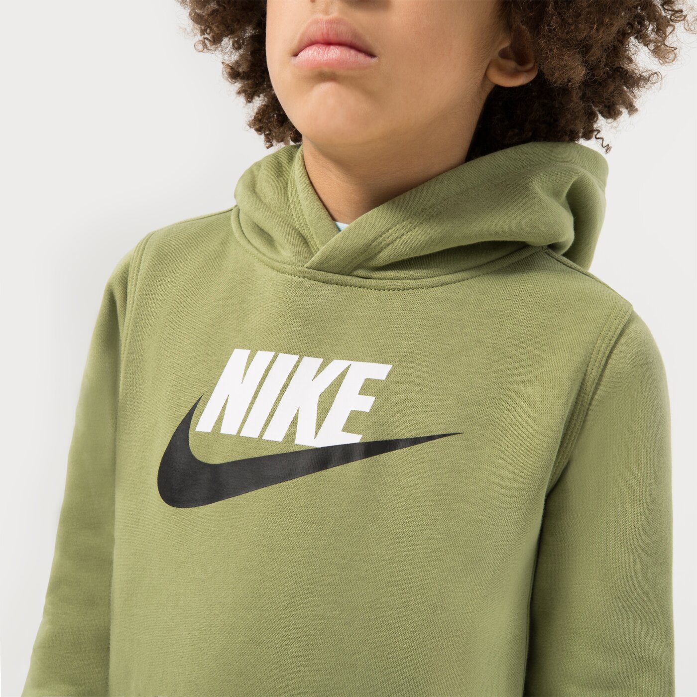 Детски суичър NIKE СУИТЧЪР С КАЧУЛКА SPORTSWEAR CLUB FLEECE BOY cj7861-334 цвят зелен