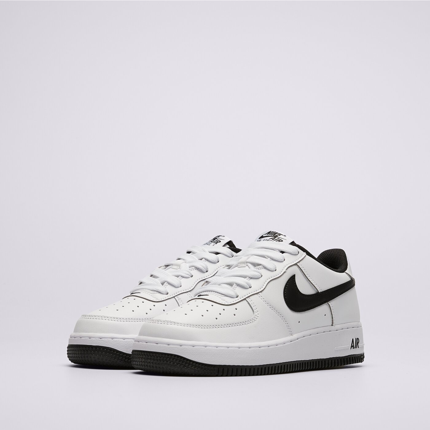 Детски маратонки NIKE AIR FORCE 1 LV8 3 (GS) hq1911-100 цвят бял