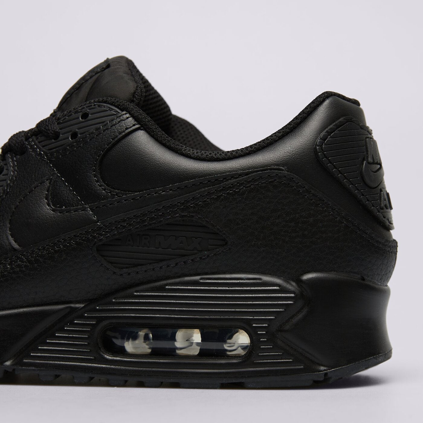 Мъжки маратонки NIKE AIR MAX 90 LTR  cz5594-001 цвят черен