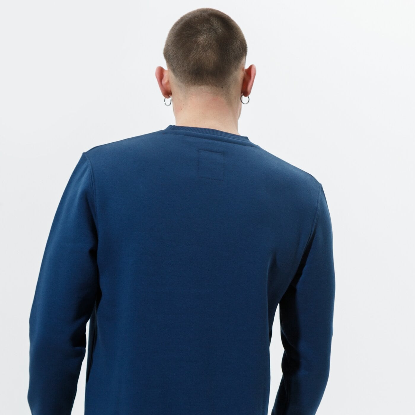 Мъжки суичър ALPHA INDUSTRIES СУИТЧЪР BASIC SWEATER SMALL LOGO 188307-435 цвят тъмносин