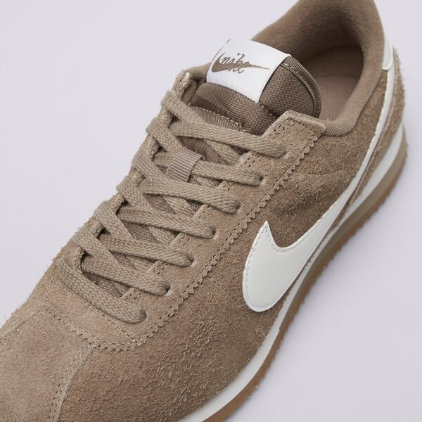 Дамски маратонки NIKE CORTEZ VINTAGE SUEDE fj2530-200 цвят кафяв