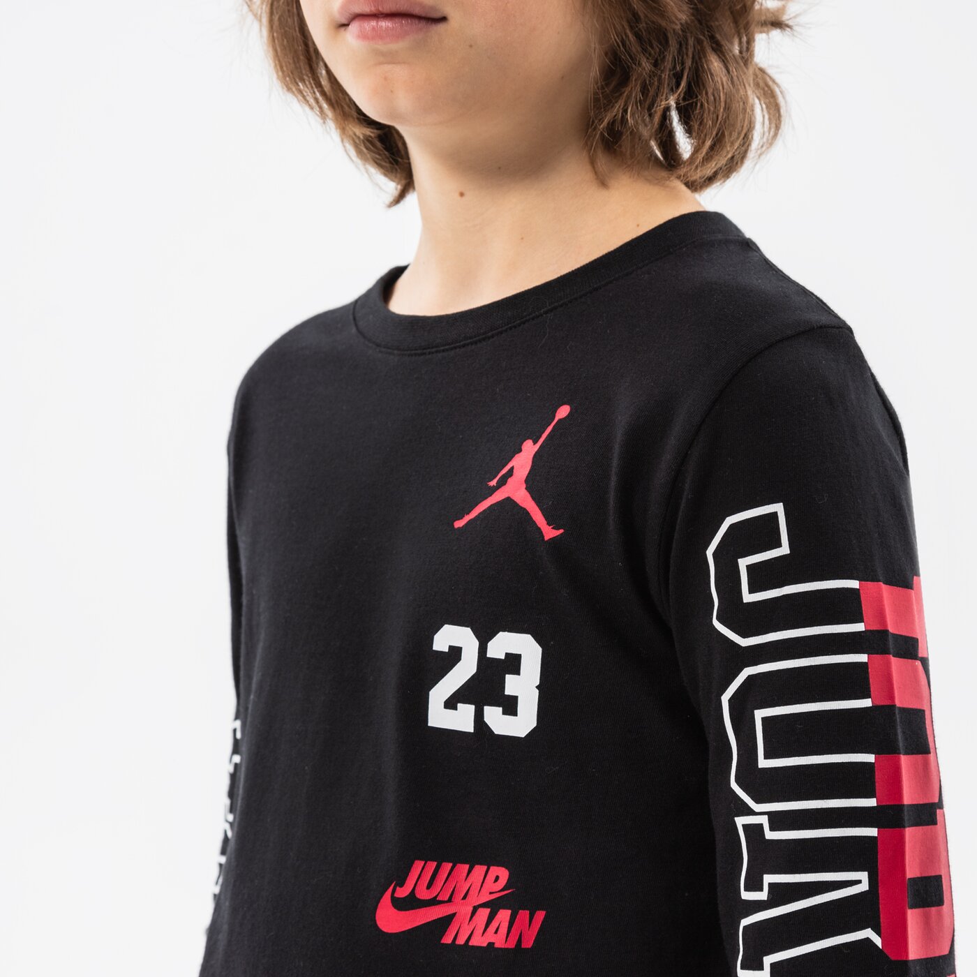 Детска тениска JORDAN ТЕНИСКА JORDAN SWITCH LS TEE BOY 95b254-023 цвят черен
