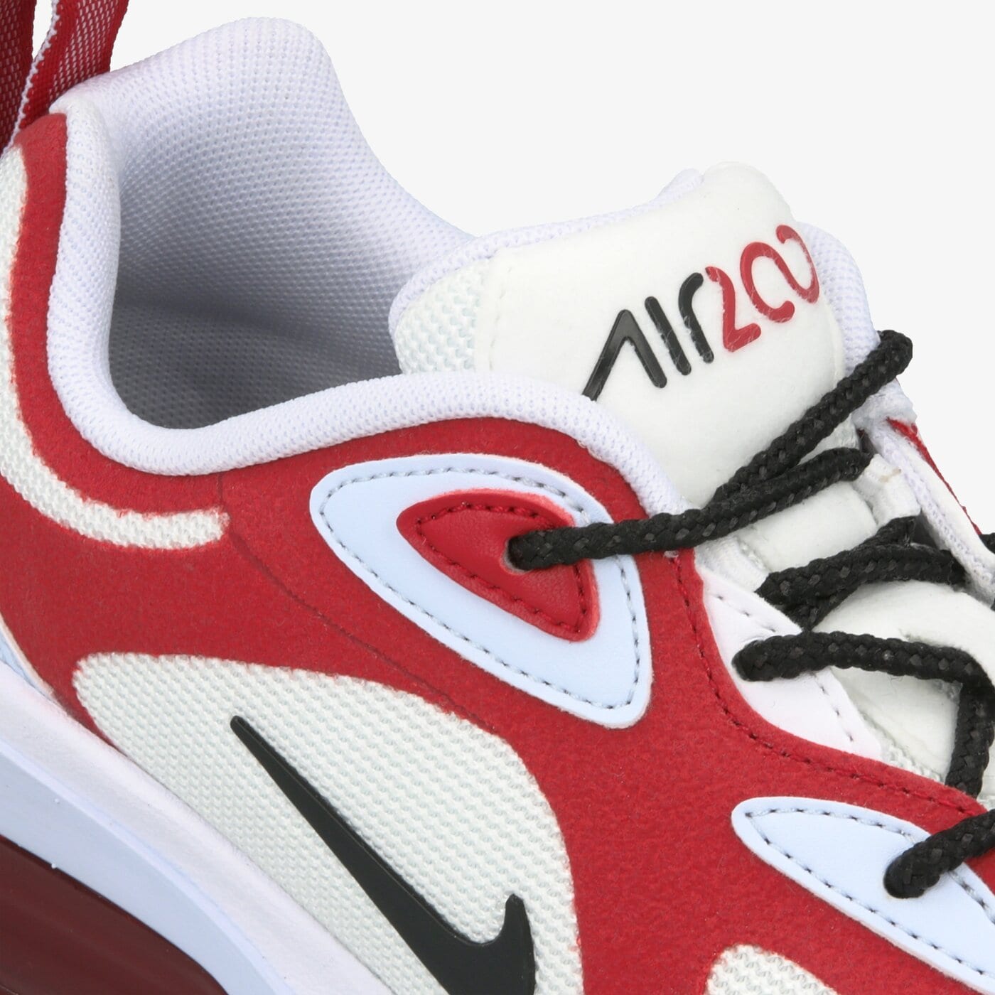 Дамски маратонки NIKE AIR MAX 200 at6175-103 цвят бял