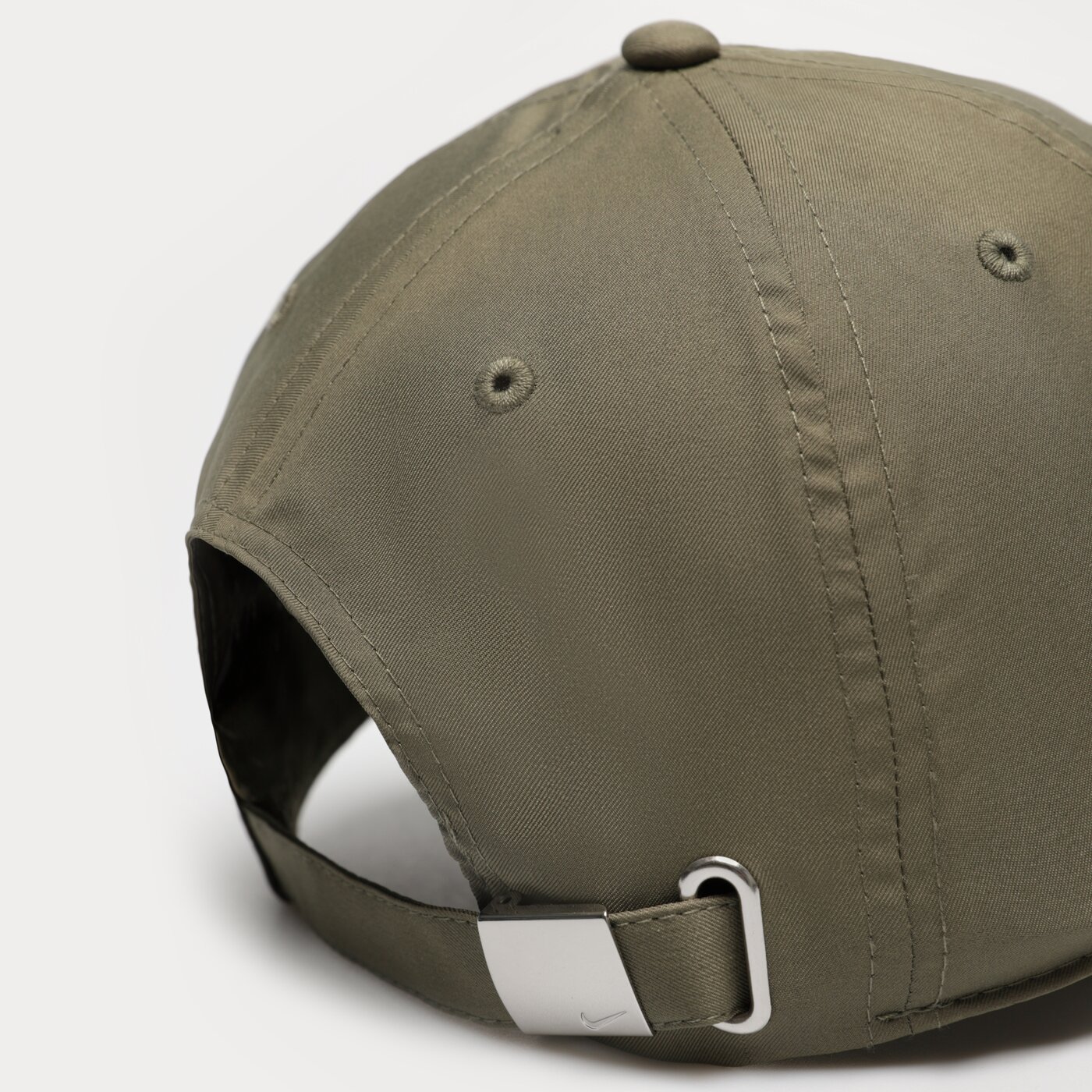 Дамска шапка с козирка NIKE ШАПКА UNISEX SPORTSWEAR HERITAGE86 943092-222 цвят каки