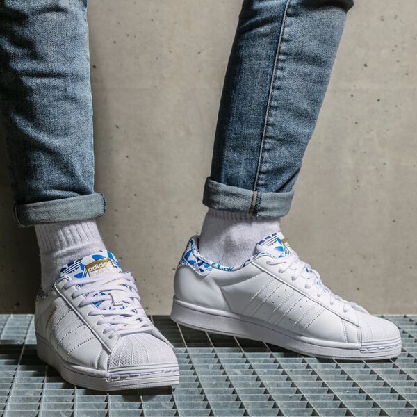 Мъжки маратонки ADIDAS SUPERSTAR  h00186 цвят бял