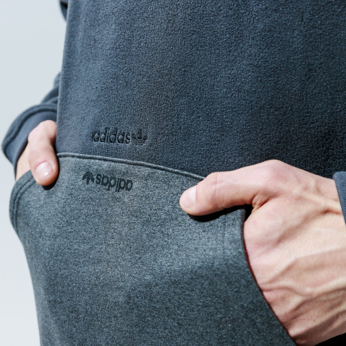 Мъжки суичър ADIDAS СУИТЧЪР С КАЧУЛКА W HOODY gd9323 цвят черен