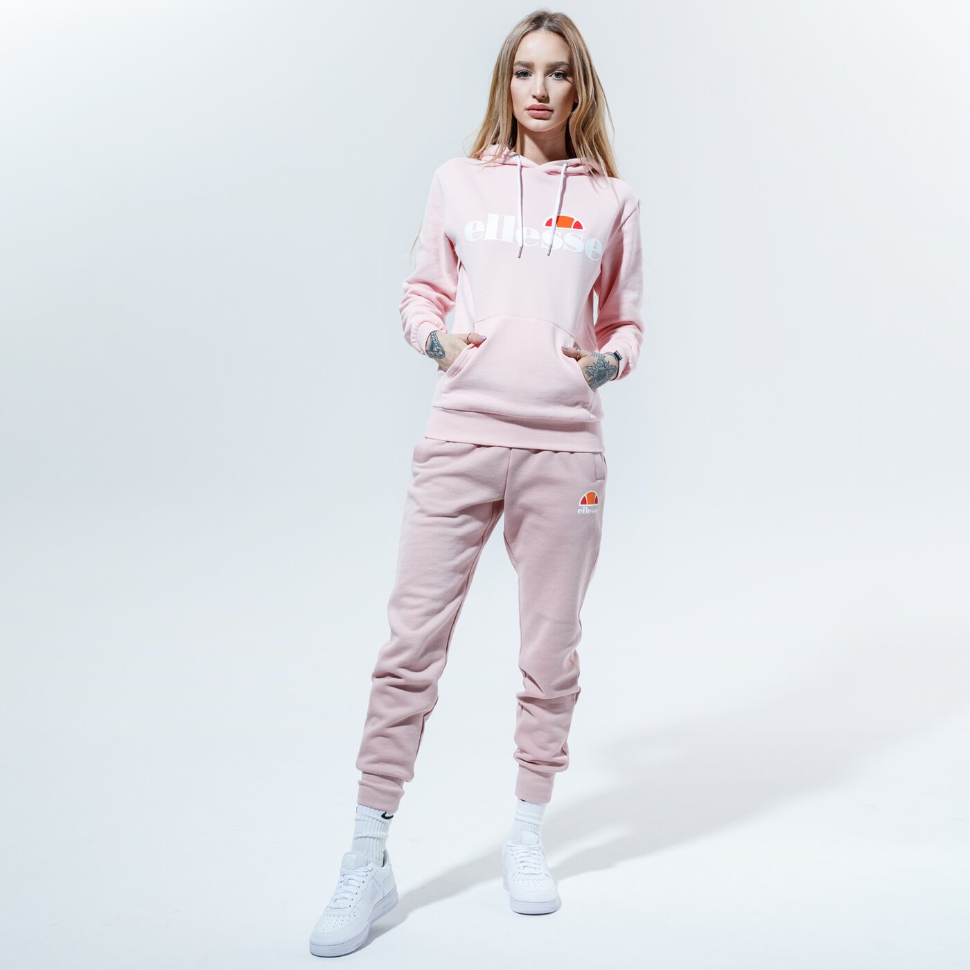 Дамски панталони ELLESSE ПАНТАЛОНИ QUEENSTOWN sgg07458pink цвят розов