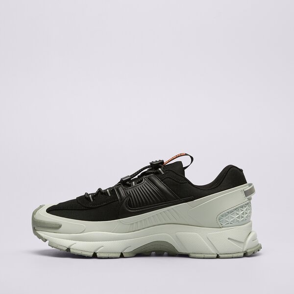 Мъжки маратонки NIKE VOMERO ROAM fv2295-001 цвят бял